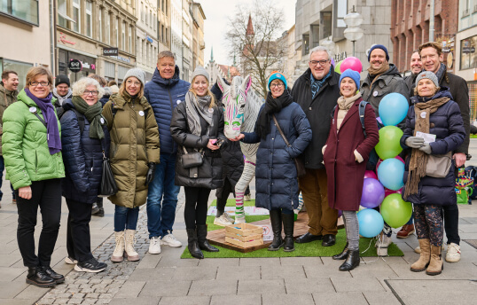 Alexion Miarbeiter:innen treffen sich in der Stadt zm Rare Disease Day